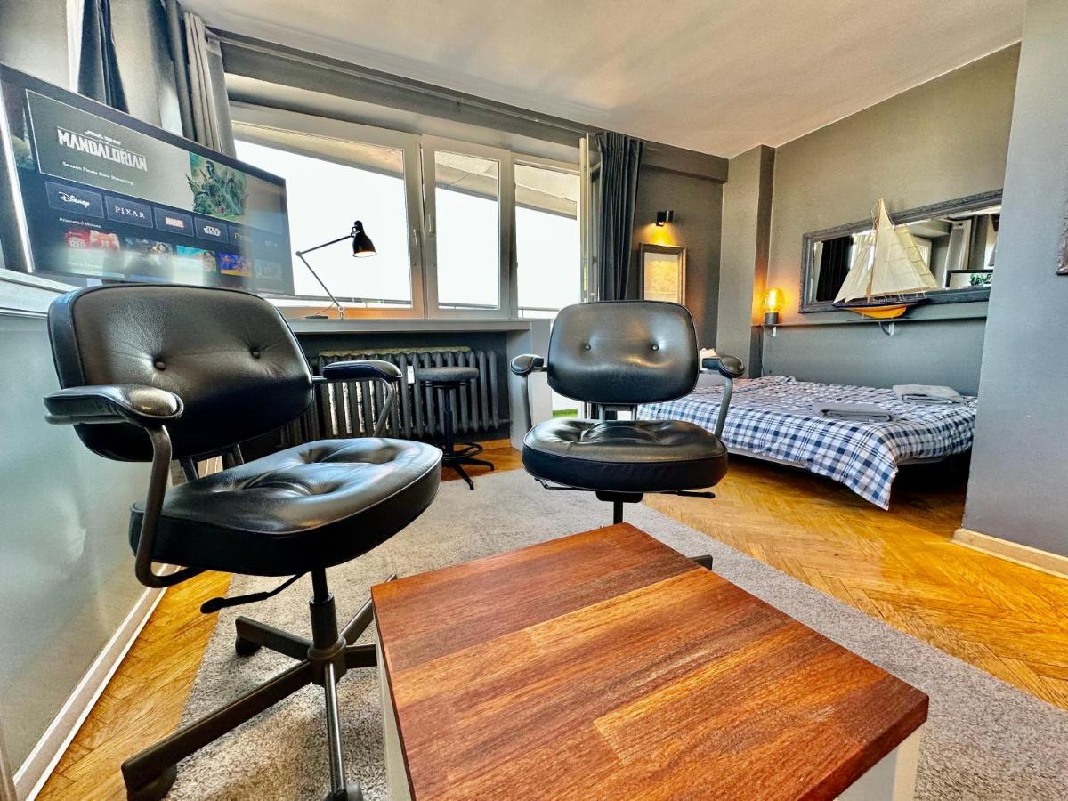 Super Apartament Grey Centrum 2X Metro Fast Wifi 300 Mbs Netflix Appletv Smarttv Spotify Panorama Miasta 바르샤바 외부 사진