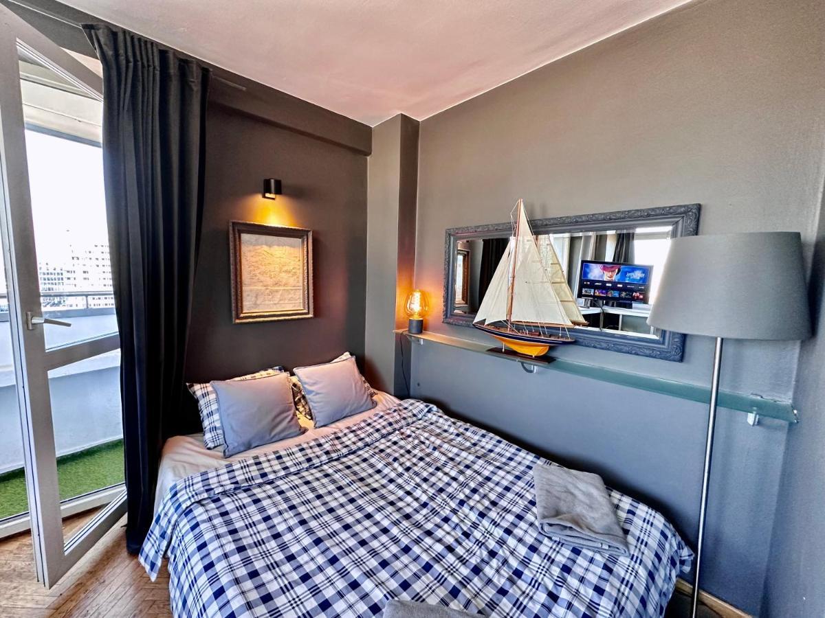 Super Apartament Grey Centrum 2X Metro Fast Wifi 300 Mbs Netflix Appletv Smarttv Spotify Panorama Miasta 바르샤바 외부 사진