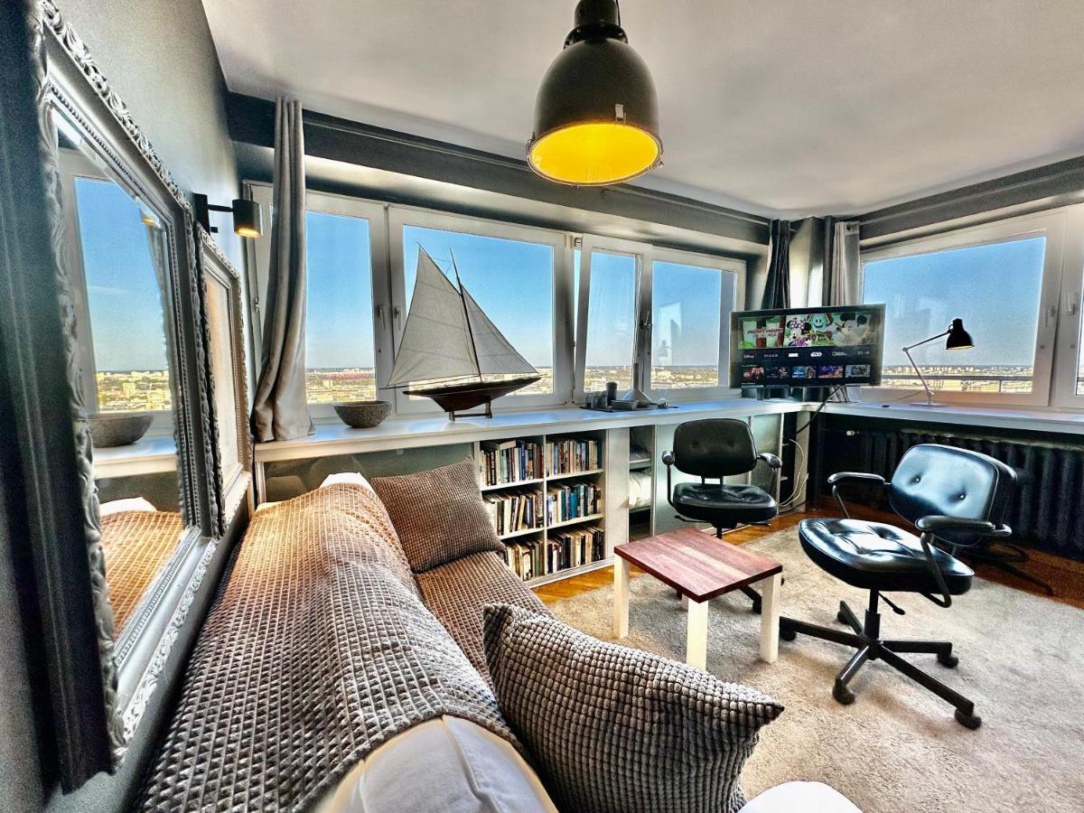 Super Apartament Grey Centrum 2X Metro Fast Wifi 300 Mbs Netflix Appletv Smarttv Spotify Panorama Miasta 바르샤바 외부 사진
